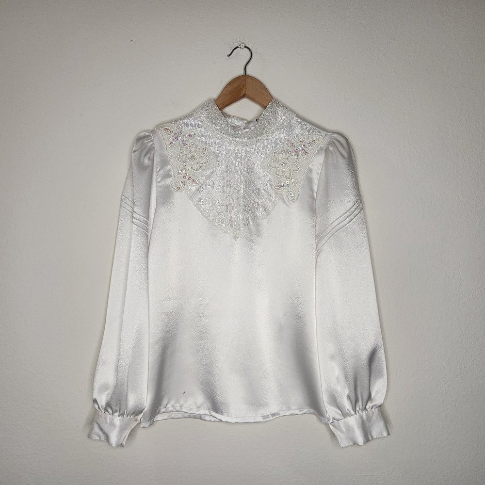 Vintage Olive Womens Large White Beaded Shoulder Pads Blouse Shine